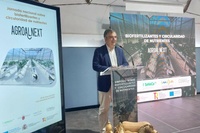 Imagen de archivo del consejero de Medio Ambiente, Universidades, Investigación y Mar Menor, Juan María Vázquez, durante una de las jornadas de exposición...