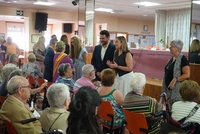 La consejera de Política Social, Conchita Ruiz, junto con el alcalde de La Unión, Joaquín Zapata, durante la celebración del 50 aniversario del centro...