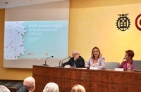 La consejera de Política Social, Conchita Ruiz, durante su participación en la Jornada 'Hacia una estrategia de lucha contra la pobreza en la Región...