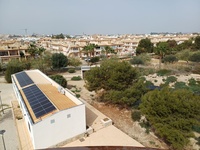 Centro de Visitantes Las Salinas de San Pedro, donde se han instalado placas solares.