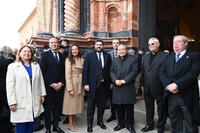 El presidente de la Comunidad, Fernando López Miras, asistió a la eucaristía de clausura del Año Jubilar de la Santísima y Vera Cruz de Caravaca ...