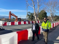 El director general de Carreteras, Francisco Carrillo, durante la visita al inicio de las obras de una nueva rotonda en Mula