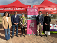 El consejero de Fomento e Infraestructuras, Jorge García Montoro, visita el solar donde se ubicará el residencial de 'La Rosaleda', un modelo de ...