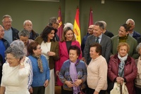 La consejera de Política Social, Conchita Ruiz, junto al alcalde de Lorca, Fulgencio Gil, durante el acto de presentación del programa 'Cercanos'...