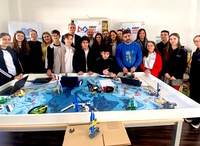 Un momento de la presentación del torneo de robótica First Lego League, celebrada en el centro educativo Fuenteblanca, en Murcia