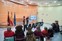 La consejera de Política Social, Familias e Igualdad, Conchita Ruiz, durante el acto de presentación de los Premios 8M