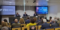 El consejero de Medio Ambiente, Universidades, Investigación y Mar Menor, Juan María Vázquez, interviene en la reunión de la Junta de Gobierno de...