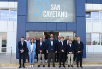 López Miras visita las instalaciones de la Sociedad Agrícola de Transformación San Cayetano, con motivo del 50 aniversario de su constitución