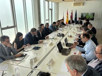 El consejero de Medio Ambiente, Universidades, Investigación y Mar Menor, Juan María Vázquez, junto con el alcalde de Blanca, Ángel Pablo Cano, durante...