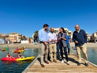 La consejera Carmen Conesa, con los directores generales del Instituto de Turismo y del Mar Menor.