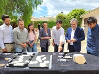 El consejero de Medio Ambiente, Universidades, Investigación y Mar Menor, Juan María Vázquez, y la consejera de Turismo, Cultura, Juventud y Deportes,...