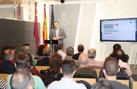 El consejero de Medio Ambiente, Universidades, Investigación y Mar Menor, Juan María Vázquez, durante la inauguración de la jornada de 'Espacios ...
