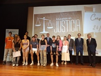 El consejero de Educación y Formación Profesional, Víctor Marín, durante la clausura del programa educativo 'Educando en Justicia'