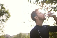 Las temperaturas extremas afectan la salud de todas las personas, pero el nivel de riesgo depende de factores personales, sociales y ambientales.