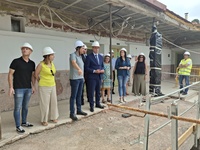 El consejero de Educación y Formación Profesional, Víctor Marín, visita las obras de rehabilitación integral del CEIP El Molinico, en La Alberca ...