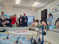 El consejero de Educación y Formación Profesional, Víctor Marín, conoció de primera mano el proyecto 'Begastri Park, Ciudad de atracciones' (1)