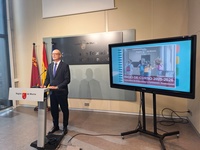 El consejero de Educación y Formación Profesional, Víctor Marín, presenta las principales novedades de inicio de curso 2025-2026.