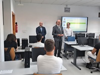 El consejero de Educación y Formación Profesional, Víctor Marín, visita el IES Ingeniero de la Cierva (Murcia) con motivo del inicio de curso de Formación Profesional en la Región