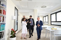 López Miras visita la nueva planta de enfermos agudos de la Unidad de Psiquiatría y Salud Mental del Hospital Morales Meseguer de Murcia (3)