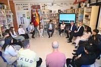 López Miras visita el Instituto Sierra Minera de La Unión, donde se reúne con su equipo directivo y docente, así como con alumnos
