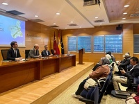 El secretario general de la Consejería de Agricultura, junto al director general  de Acción Exterior y Cooperación, reciben a la delegación del Gobierno...