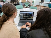 Alumnos en el IES Pedro Garc&iacute;a Aguilera de Moratalla trabajando en el nuevo tour virtual 360 grados de la localidad-1