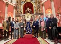 La consejera Carmen Conesa, con la imagen de la Virgen, la alcaldesa de Cartagena, Noelia Arroyo, y el hermano Mayor de los californios.