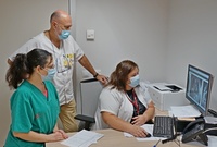 Profesionales de Cardiopat&iacute;as Cong&eacute;nitas, en consulta.