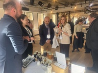 La consejera de Empresa, Empleo y Econom&iacute;a Social, Marisa L&oacute;pez Arag&oacute;n, visita el estand de una de las empresas de la Regi&oacute;n de Murcia en 'Taste ...