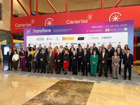 El consejero de Medio Ambiente, Universidades, Investigaci&oacute;n y Mar Menor, Juan Mar&iacute;a V&aacute;zquez, en la foto oficial previa a la inauguraci&oacute;n de la XV...