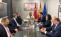 Reuni&oacute;n mantenida entre el Gobierno regional y representantes de la patronal.