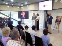 Intervenci&oacute;n de la consejera Carmen Conesa, ante el alcalde de Abanilla y los presidentes de la Hermandad de la Cruz y fiestas de Moros y Cristia...