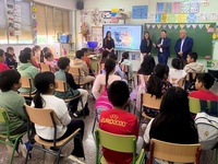 Imagen de la presentaci&oacute;n del c&oacute;mic ganadero en el Colegio Deitania de Totana (1)