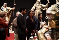 La consejera Carmen Conesa y el director de Patrimonio Cultura, Patricio S&aacute;nchez, durante su visita a la exposici&oacute;n.