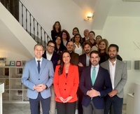 La consejera Carmen Conesa, con el concejal de Cultura de Murcia, Diego Avil&eacute;s, y directores de los museos regionales y municipales.