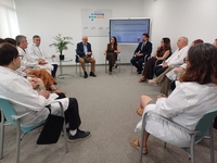 La consejera de Salud se ha reunido con los t&eacute;cnicos que han elaborado la candidatura de la Regi&oacute;n para ser sede de la Agencia Estatal de Salud P...