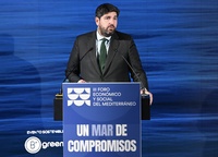 El presidente de la Regi&oacute;n de Murcia, Fernando L&oacute;pez Miras, durante su intervenci&oacute;n en el III Foro Econ&oacute;mico y Social del Mediterr&aacute;neo organizado...
