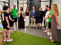 La consejera de Salud, Isabel Ayala, visti&oacute; el nuevo gimnasio de la Fundaci&oacute;n Never Surrender orientado a mejorar la calidad de vida de las personas...