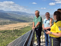 El consejero de Medio Ambiente, Industria, Universidades, Investigaci&oacute;n y Mar Menor, Juan Mar&iacute;a V&aacute;zquez, junto al alcalde de Moratalla, Juan Pascual...