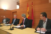 El presidente Valcárcel presenta la Prestación de Ayuda Económica a Desempleados