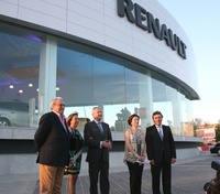 El presidente de la Comunidad, Ramón Luis Valcárcel, inaugura las nuevas instalaciones de la empresa Herrero y López S.A., concesionario de vehículos Renault-Dacia