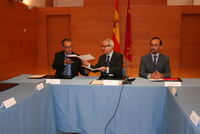 El presidente Valcárcel y el presidente de la Fundación I+E firman un convenio de colaboración 1