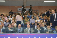 El presidente de la Comunidad asiste al partido entre el Universidad Católica San Antonio de Murcia Murcia y Valencia Basket, declarado en apoyo al Corredor Mediterráneo (2)