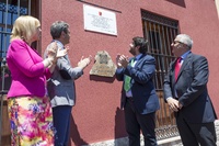 El presidente de la Comunidad, Fernando López Miras, inaugura la residencia de mayores San Isidro de Yecla.