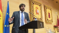 El jefe del Ejecutivo regional, Fernando López Miras, ha presidido el acto institucional con motivo del 40 aniversario de la Constitución Española
