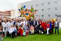 El presidente de la Comunidad, Fernando López Miras, inauguró hoy el parque infantil del Hospital Clínico Universitario Virgen de la Arrixaca