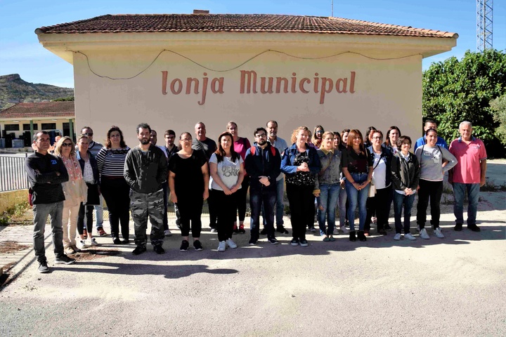 21 desempleados de Cieza rehabilitan la lonja municipal para convertirla en un centro de jóvenes emprendedores