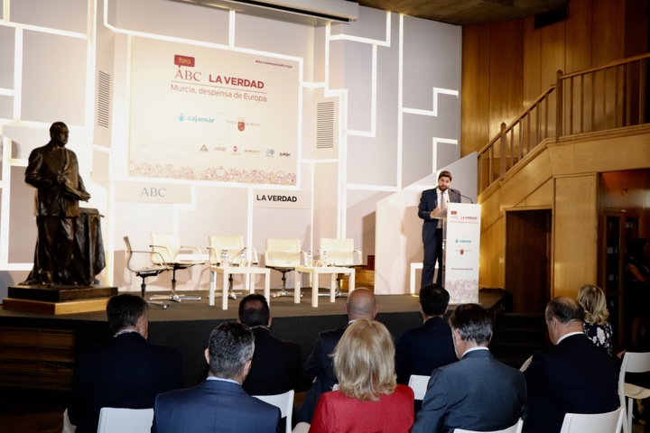 El presidente inaugura el 'Foro ABC-La Verdad: Murcia, despensa de Europa'