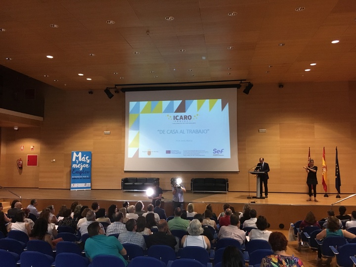 Inauguración de la jornada de presentación del proyecto 'Ícaro' (II)