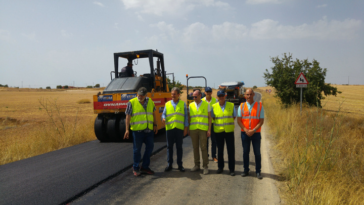 Mejora la seguridad de la carretera regional que une las pedanías de Corvera y Cueva de Reyllo
